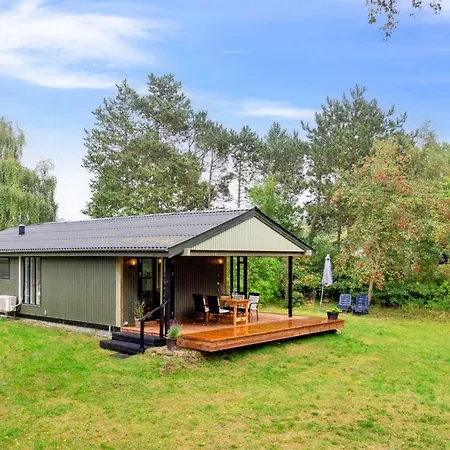 Holiday home Lavrans - 1km From The Sea By Interhome Ebeltoft