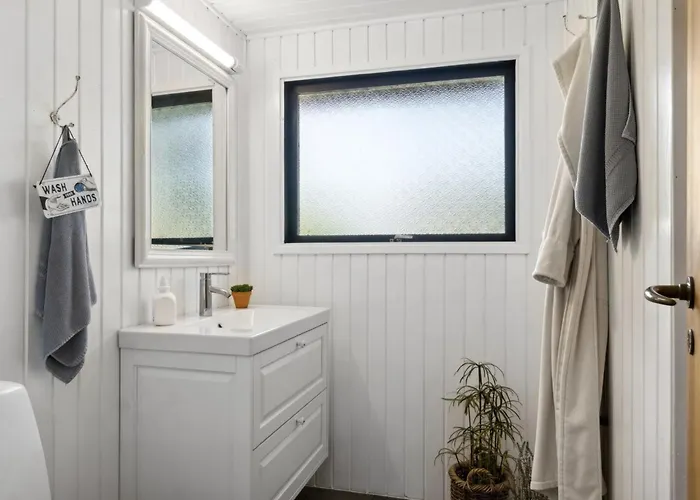 Lavrans - 1km From The Sea By Interhome Ebeltoft